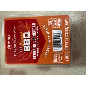 HEB Flavor Favorites True Texas BBQ Serrano Cornbread with Honey Butter Candle